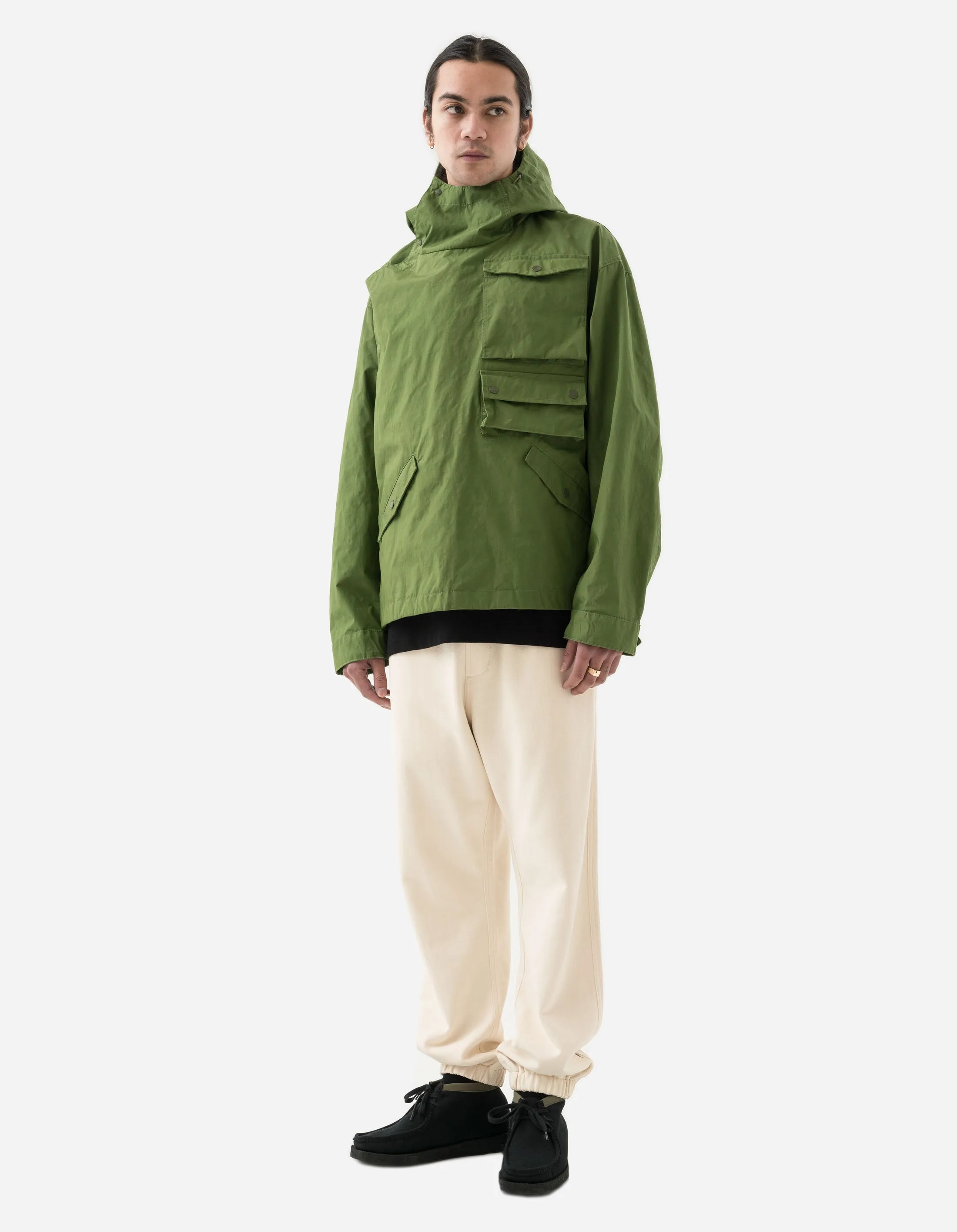 5033 Oversized Green Snoparka with Monochrome Contrast