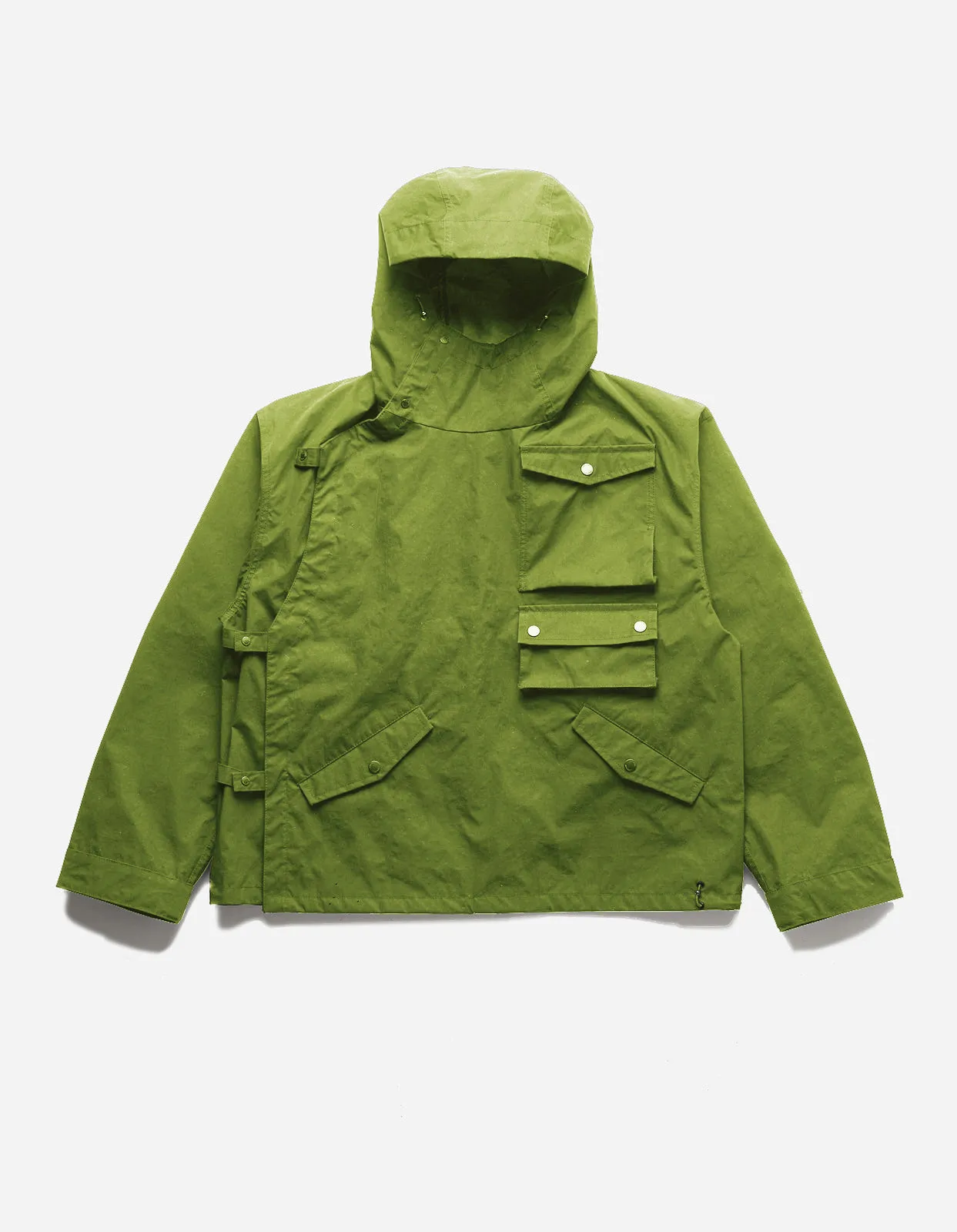 5033 Oversized Green Snoparka with Monochrome Contrast