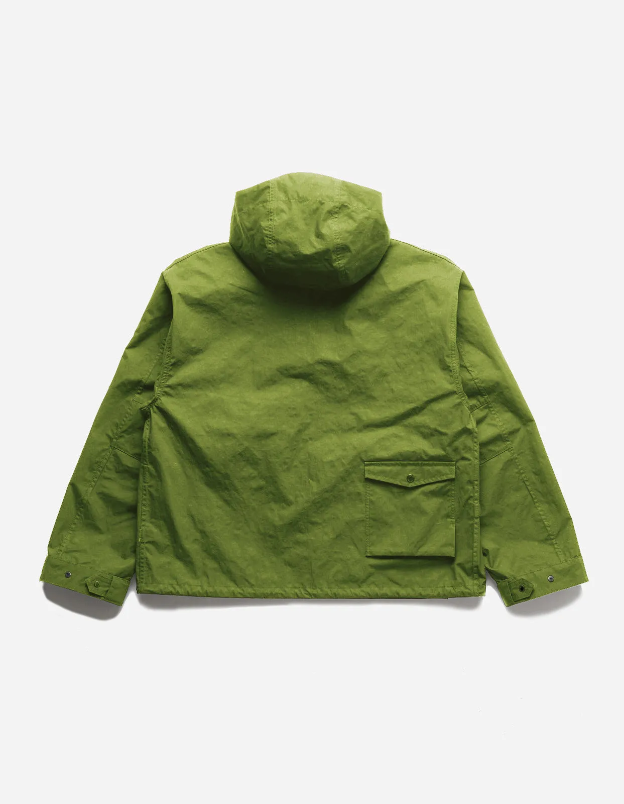 5033 Oversized Green Snoparka with Monochrome Contrast