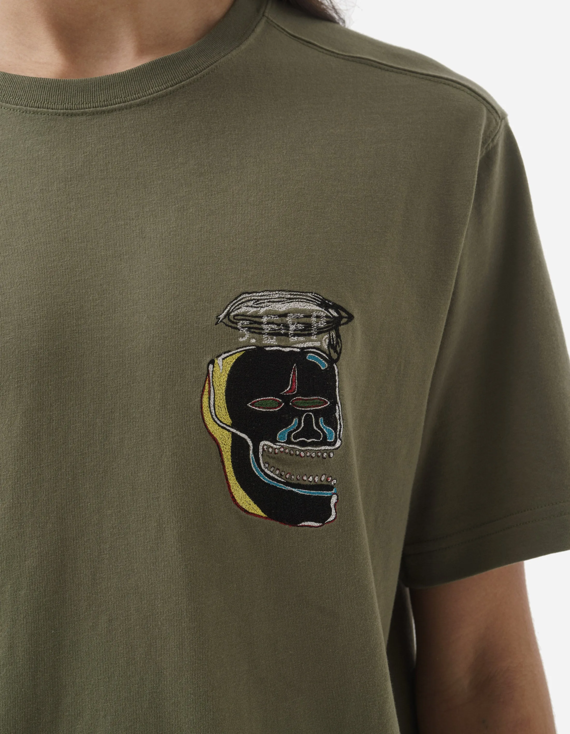 5141 Maha Basquiat 5.EEP T-Shirt Olive-OG-107F