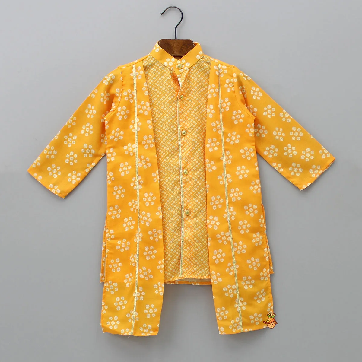 Bandhani Printed Yellow Jacket Style Kurta With Pyjama