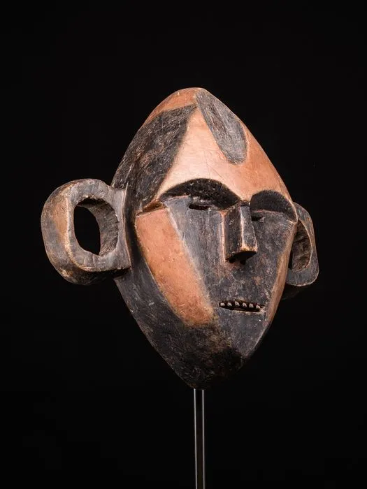 Boa Mask, Democratic Republic of Congo #839