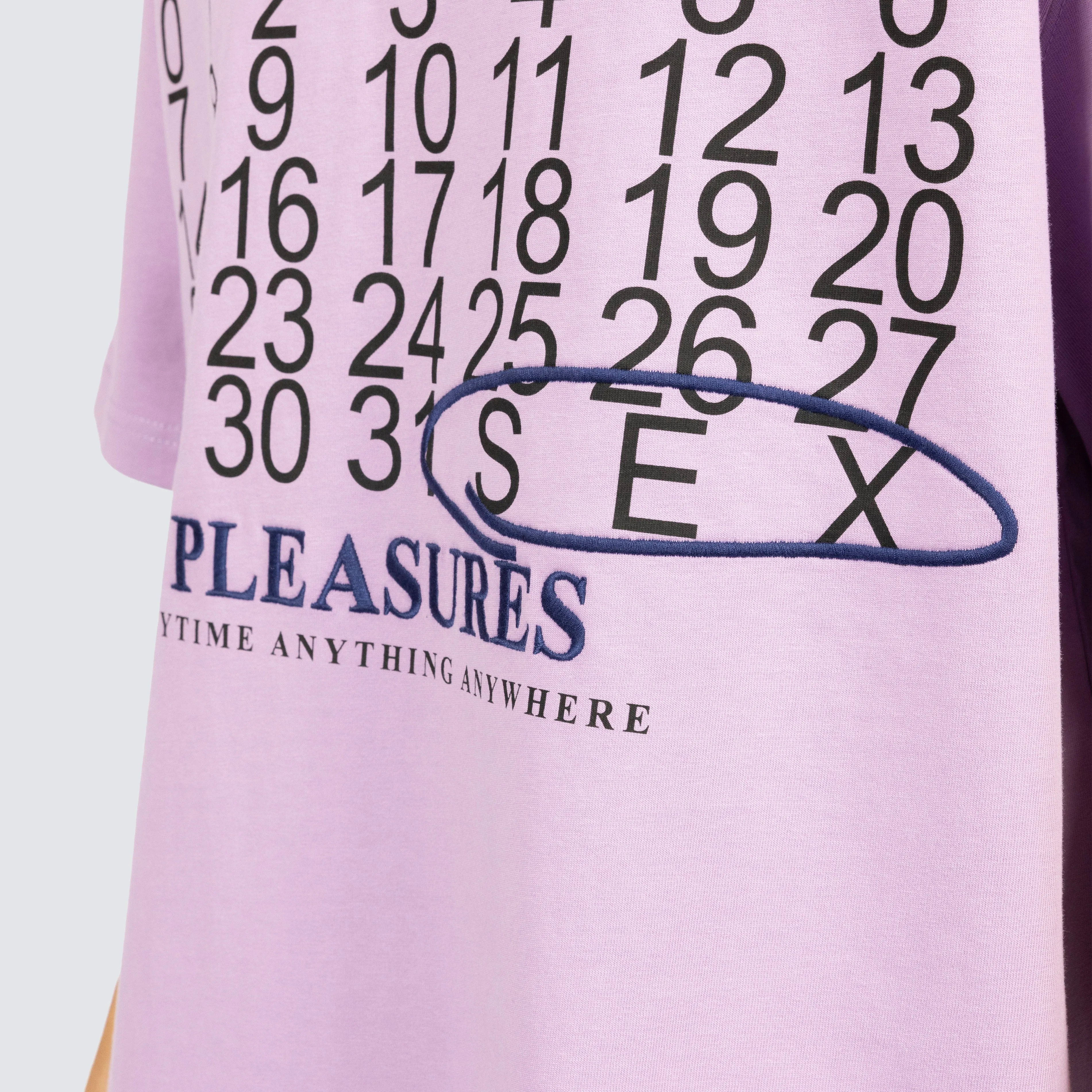 CALENDAR HEAVYWEIGHT TEE (LAVENDER)