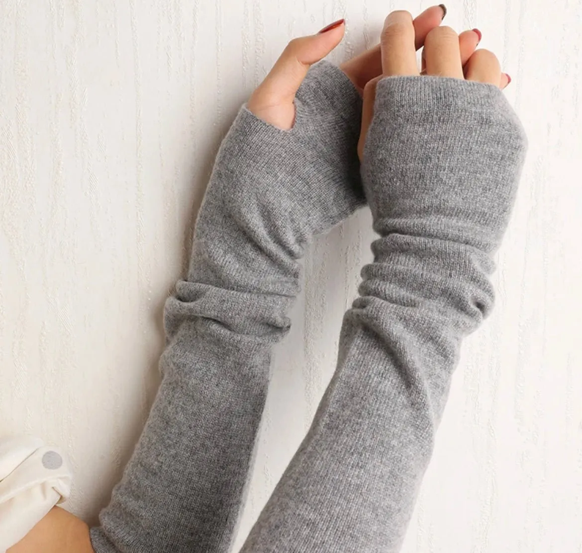 Cashmere fingerless gloves / sleeves