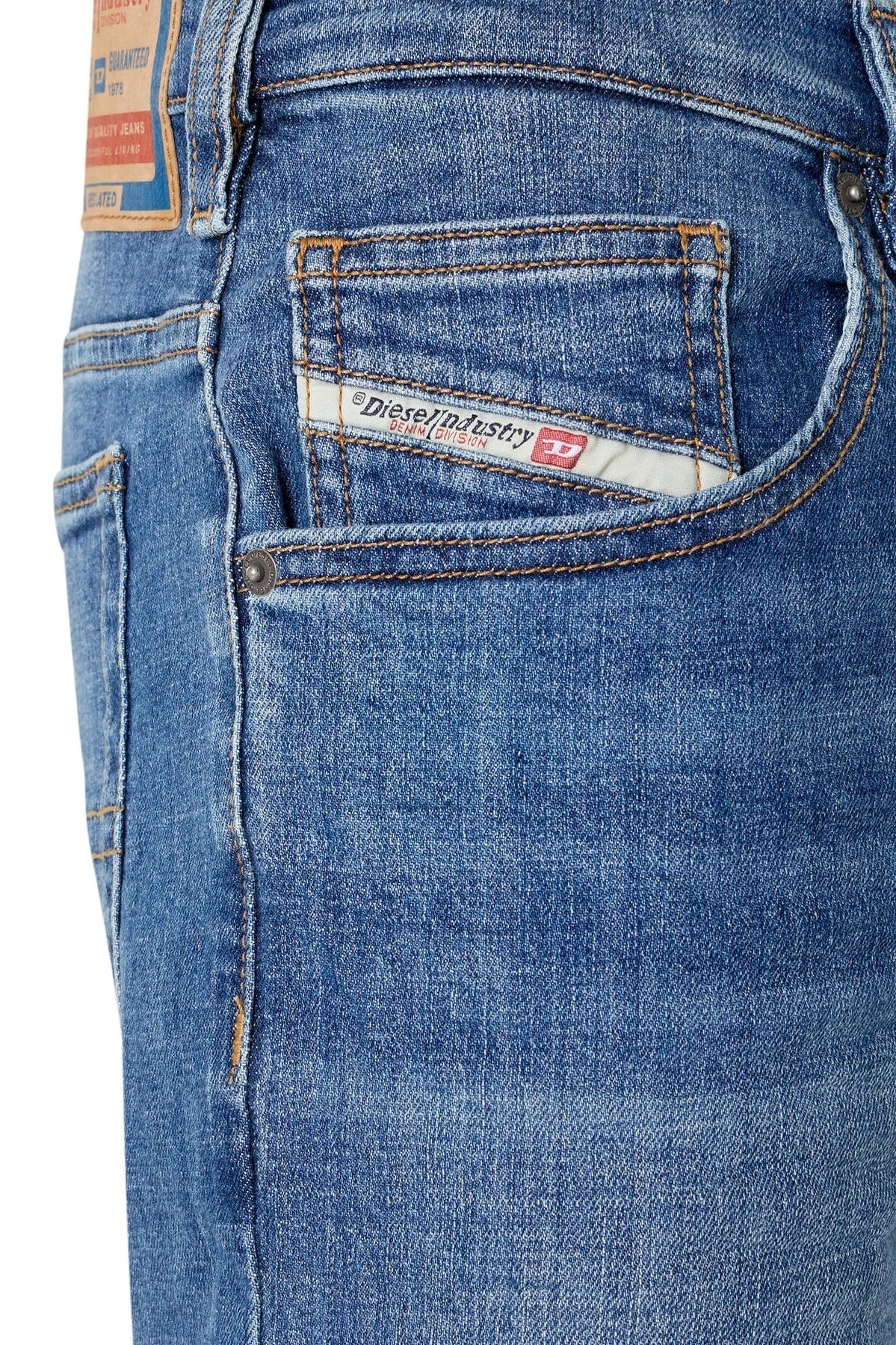 D-Yennox Tapered Denim