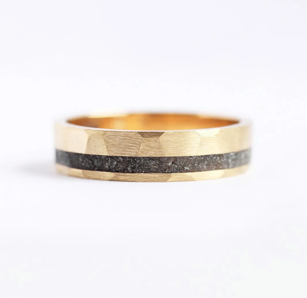 Jean Hammered Black Spinel Inlay Wedding Band