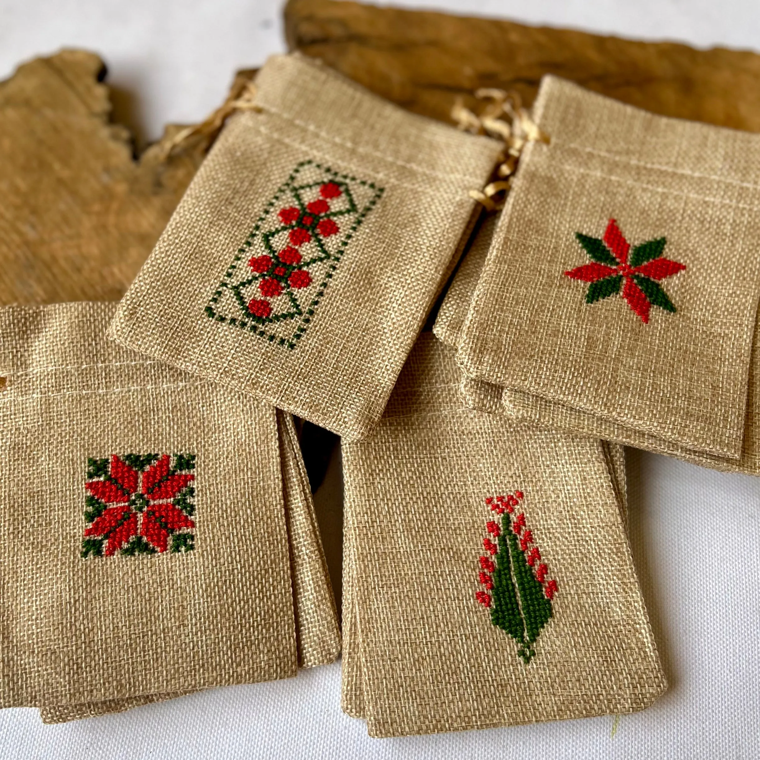 *New* Bundle of 10 Embroidered Gift Pouches from Palestine