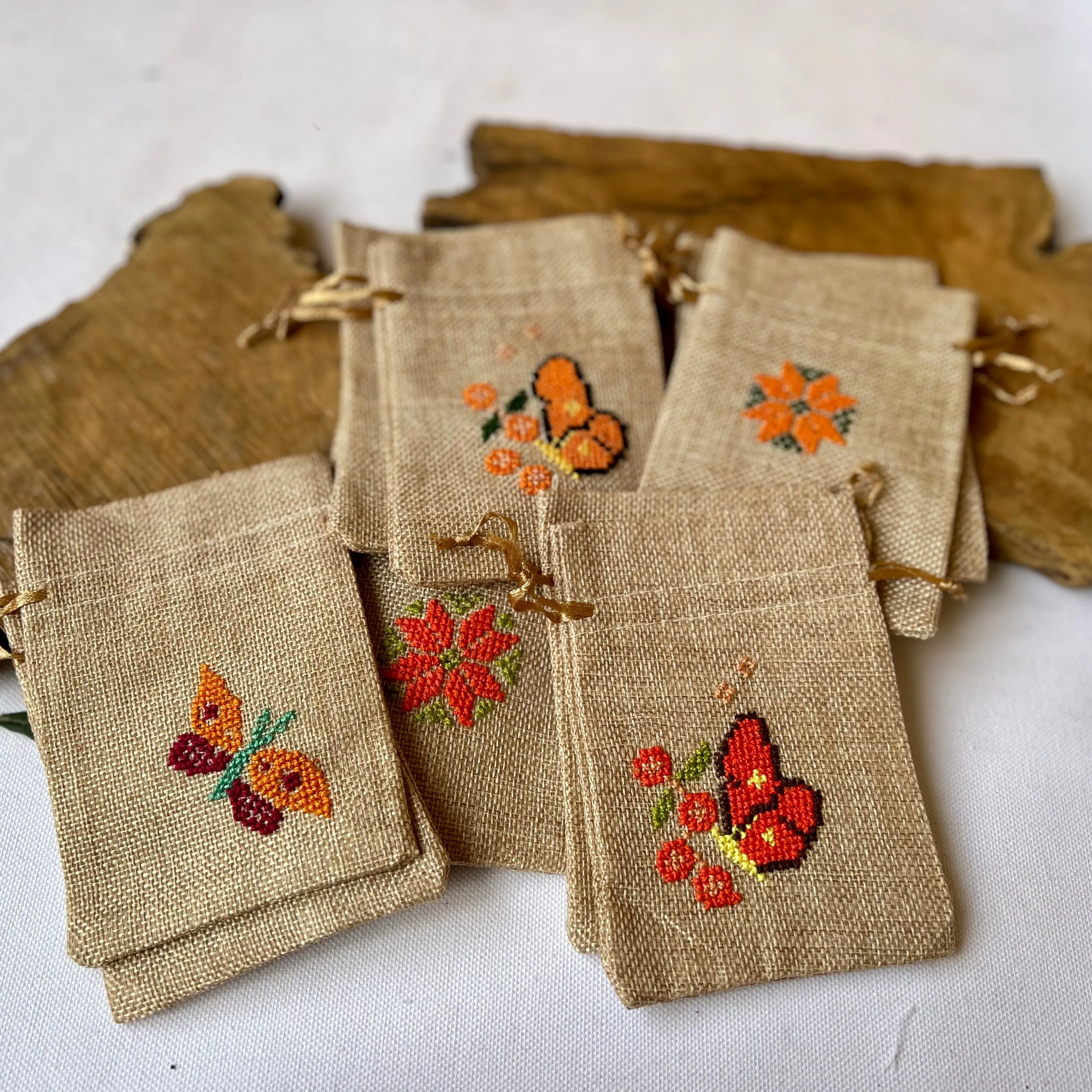 *New* Bundle of 10 Embroidered Gift Pouches from Palestine