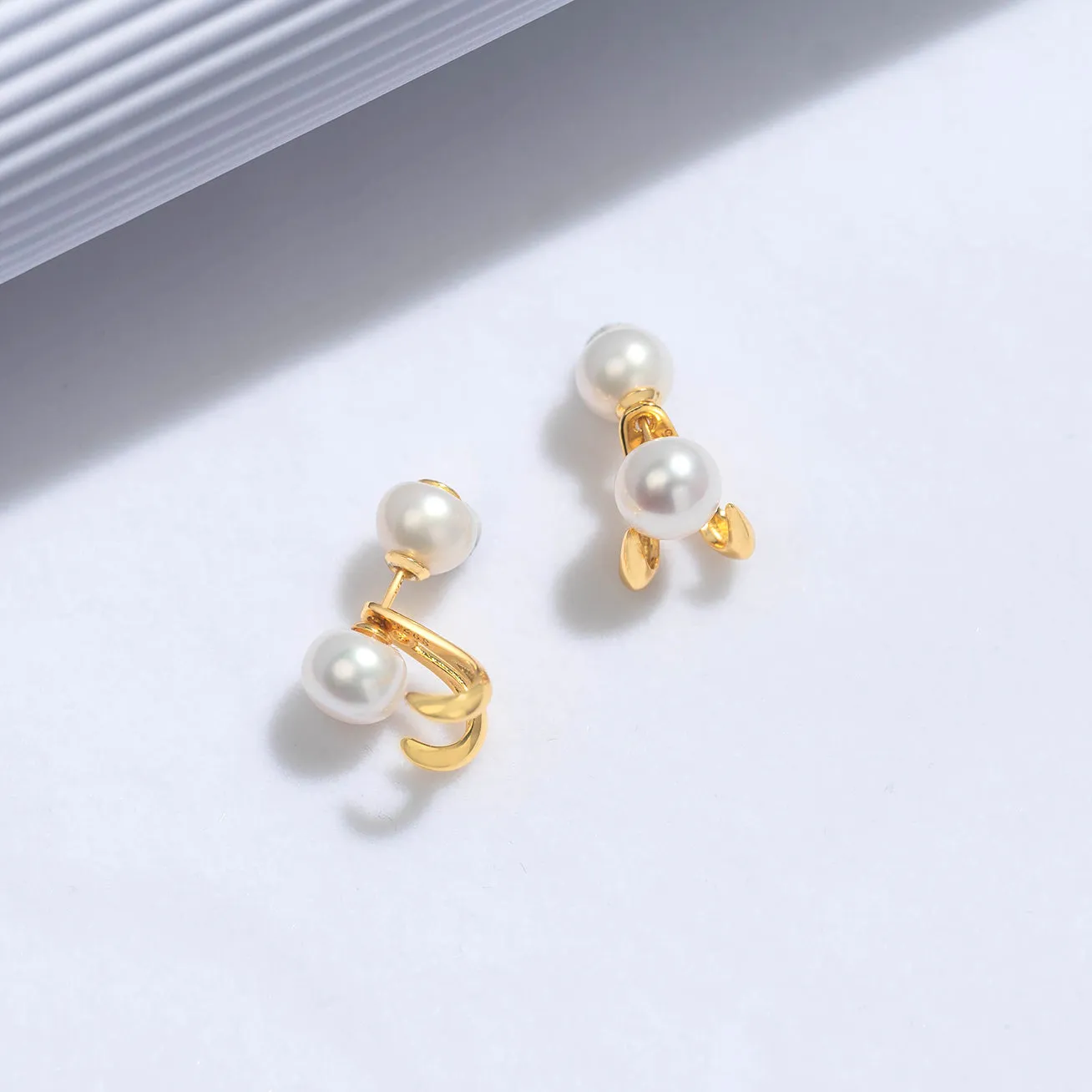 New Yorker Duo Style Freshwater Pearl Earrings WE00530