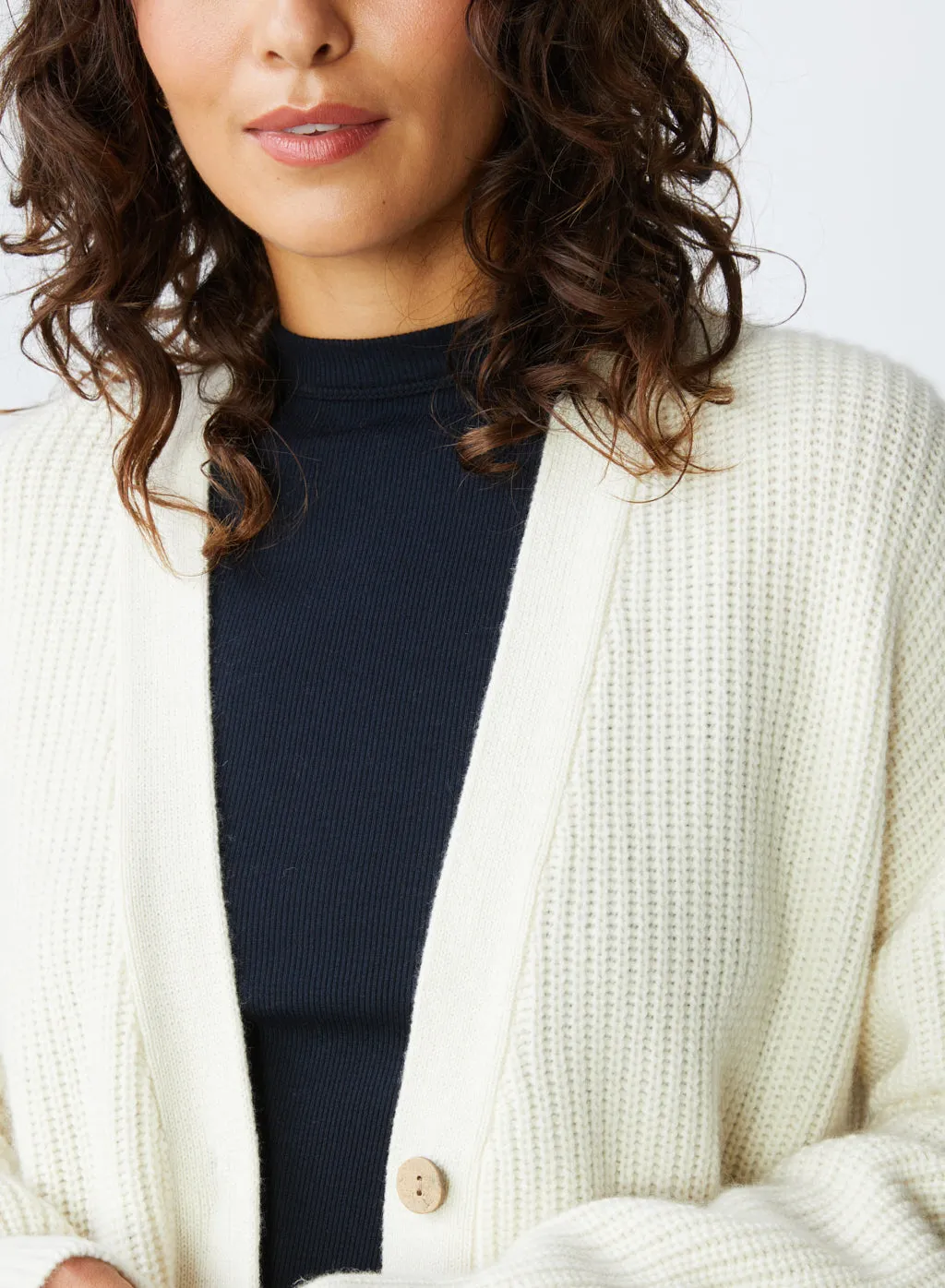 Ribbed Cashmere Oversized Cardigan Sweater in Cream